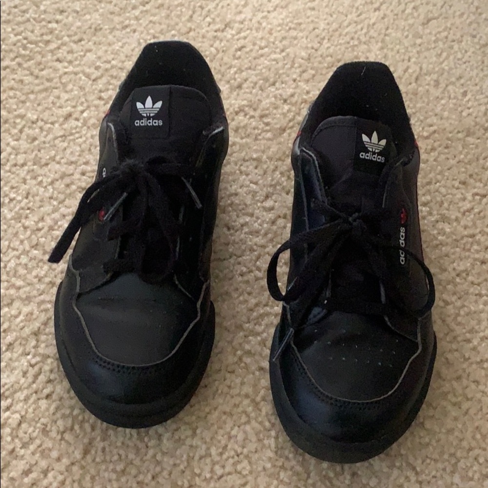 Boy’s shoes